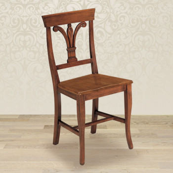 Sedia giglio con fondino in legno, dettaglio schienale intagliato