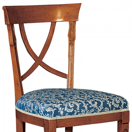 Sedia liberty imbottita, schienale con crociera intagliata