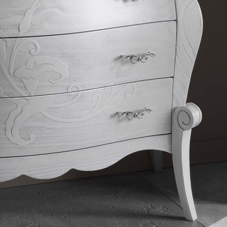Mobile bagno con decorazione in rilievo e maniglie fiocco