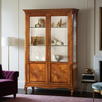 Vetrina 2 porte con intarsio Venezia, dettagliati intarsi in legno