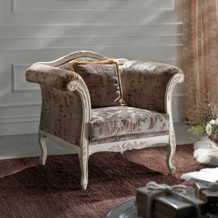 Poltrona imbottita con testata sagomata, stile classico