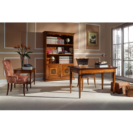 Libreria due porte con intarsio Iris in ufficio