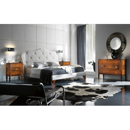 Cassettoni maggiolini in olivo ambientati in camera da letto