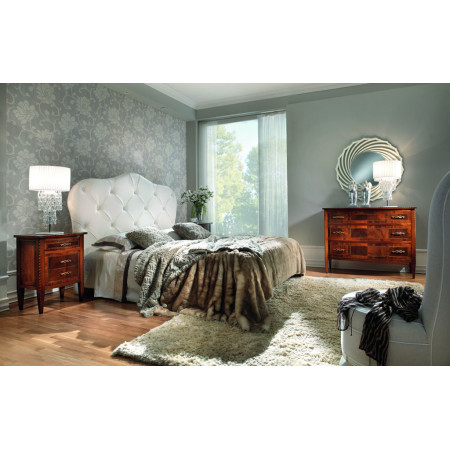 Letto diamond con testata imbottita in camera classica