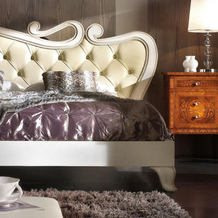 Letto desire imbottito king size con testata capitonnè