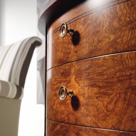 Mobiletto 3 cassetti sagomato, dettaglio intarsi legno