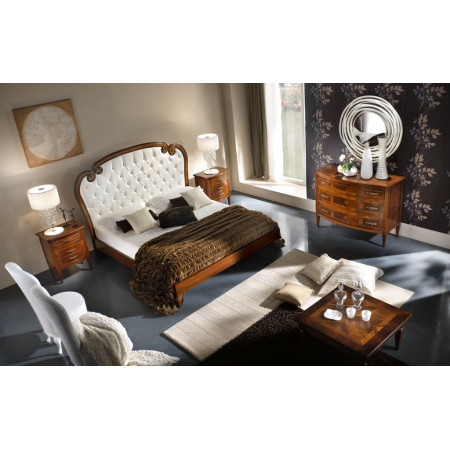 2 comodini per camere da letto con intarsi in legno