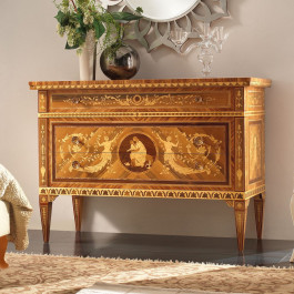 Comò intarsiato, angeli e motivi floreali Comò intarsiato con figure di angeli e decorazioni