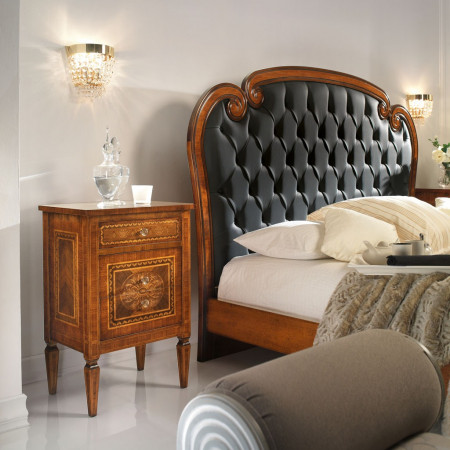 Comodino maggiolini x camere da letto con intarsi floreali