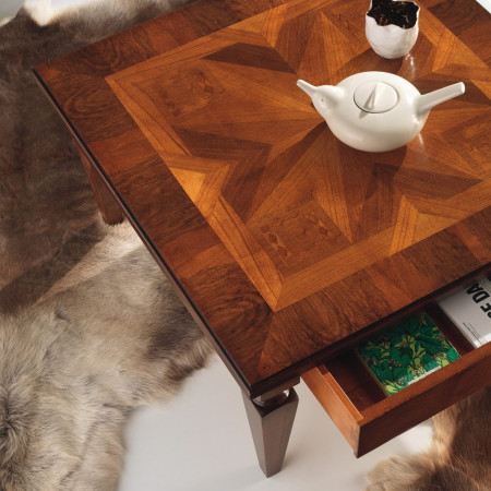 Tavolino da salotto 80x80 con piano intarsiato