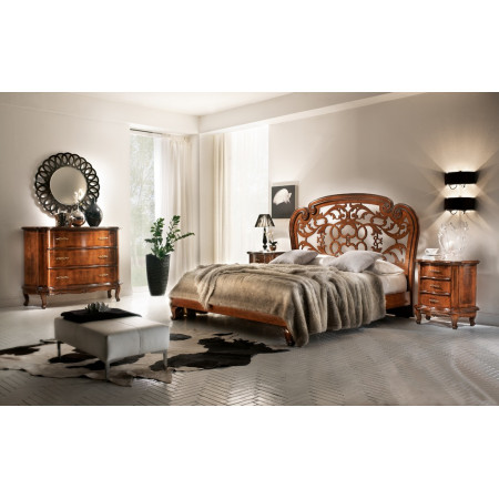 Letto 'Opera' king size testata traforata in legno