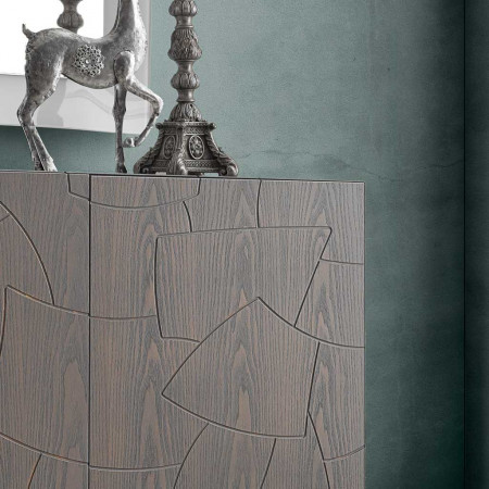 Madia moderna con intaglio geometrico