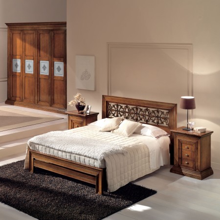 Comodino quadro con 3 cassetti