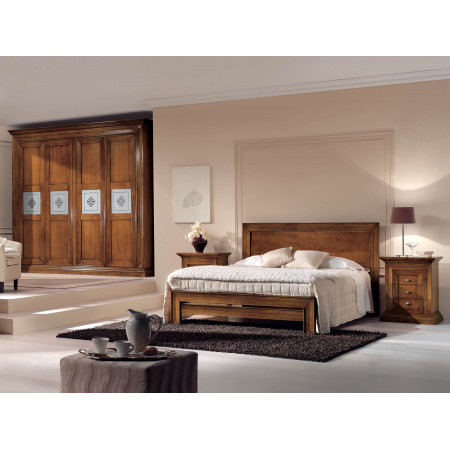 Letto con testata liscia, pediera giroletto in legno