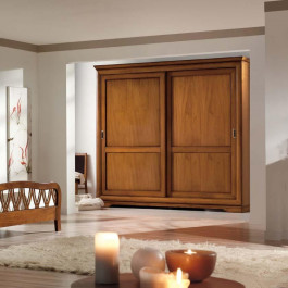 Letto con testata traforata in legno massello, design tradizionale