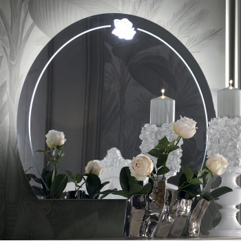 Specchiera con luce LED, dettaglio del bordo luminoso