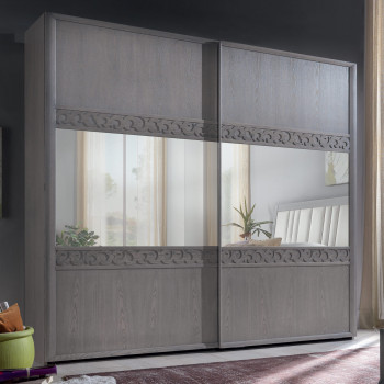 Armadio due ante scorrevoli con specchi e intagli decorativi