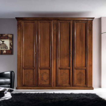 Armadio 4 ante battente in legno con dettagli floreali