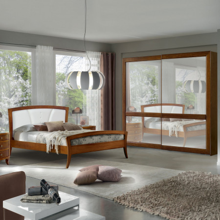 Letto testata traforata pediera liscia, dettaglio testata