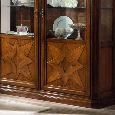 Credenza 3 ante, rilievo a stella, legno massello
