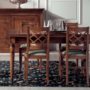 Tavolo rettangolare con gambe tornite, dettaglio basamento