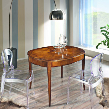 Tavolo ovalino intarsiato venezia con dettagli di intarsio