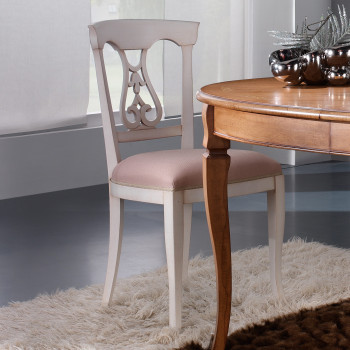 Sedia edera imbottita con schienale intagliato