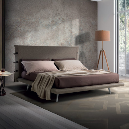 Letto imbottito con dettagli in corda Oliver