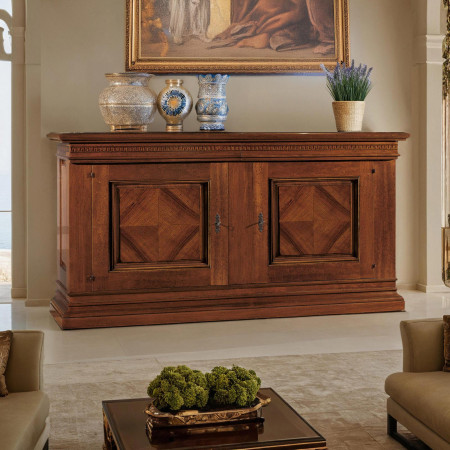 Credenza 2 porte intarsiata a rombi con basamento decorato