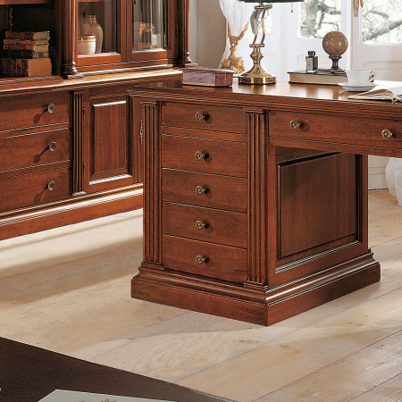 Scrivania con porta e cassetti, dettaglio legno massello