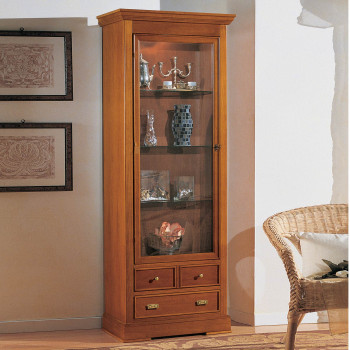 Vetrinetta in legno con vetro molato, faretto acceso