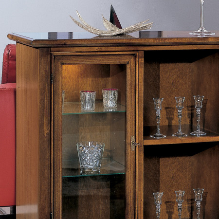 Credenza 2 porte vetro, dettaglio legno e vetro
