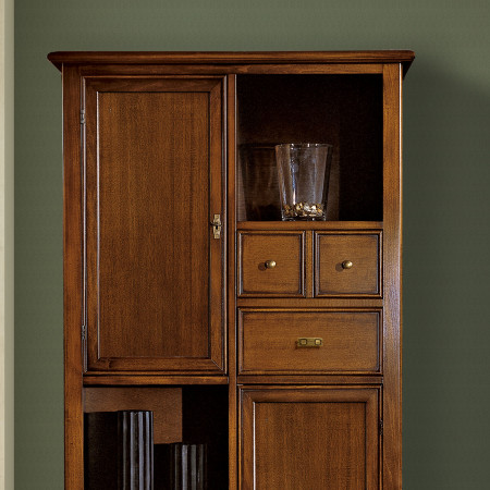 Dispensa 2 porte 4 cassetti, dettaglio cassetti legno