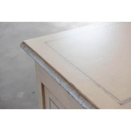 Credenza 2 ante 2 cassetti, dettaglio finitura toscana