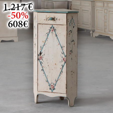 Angolo basso avorio anticato decorazioni floreali