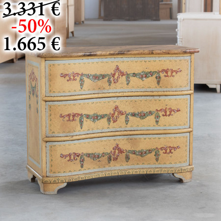 Comò 3 cassetti, piano finto marmo, dettaglio decorazioni