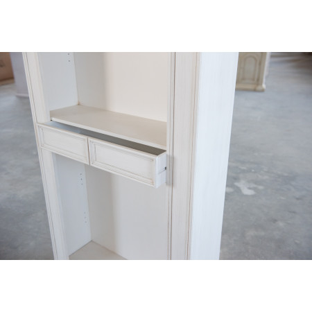 Libreria con volto 2 cassetti bianco patinato, dettaglio frontale