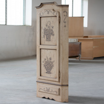 Angolo alto 1 anta 1 cassetto avorio anticato con dettagli decorativi