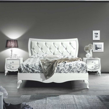 Letto sagomato con imbottitura capitone', dettagli testata