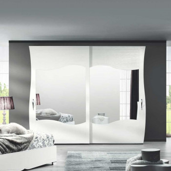 Armadio liscio con 2 ante scorrevoli, dettaglio specchi