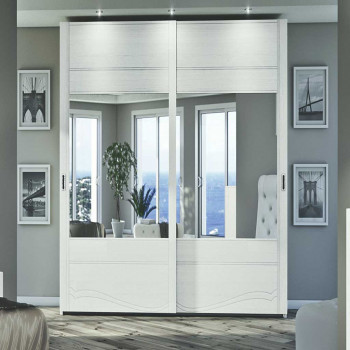 Armadio 2 ante scorrevoli con specchi al centro, dettaglio della cornice