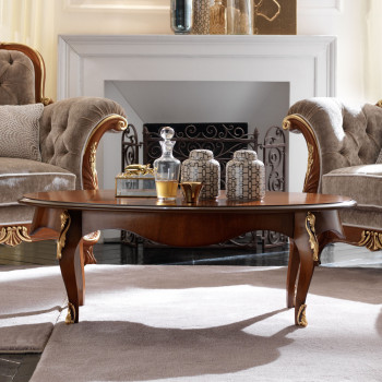 Tavolino ovale medio in stile barocco moderno ambientato