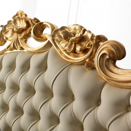 Letto king size in stile barocco moderno