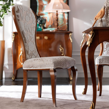 Sedia in stile barocco moderno