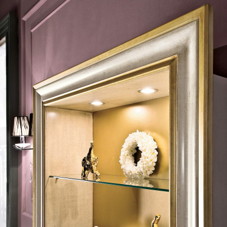Libreria con faretti e 4 ripiani in vetro, cornice oro