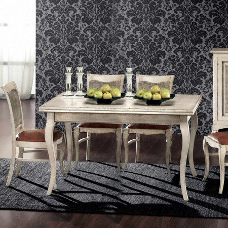 Tavolo allungabile legno con dettaglio gambe classiche