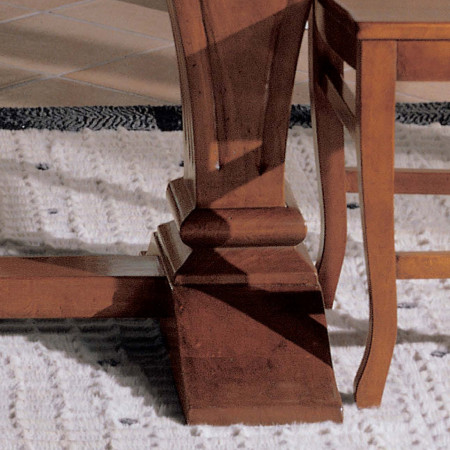 Tavolo balaustra dettaglio gambe legno massello
