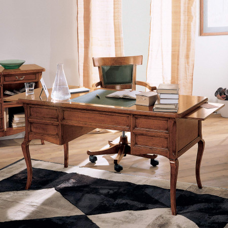 Scrivania con piano in ecopelle e gambe stile '700