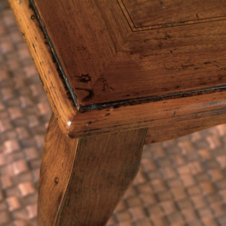 Dettaglio legno massello tavolino 130x70 intarsio madreperla
