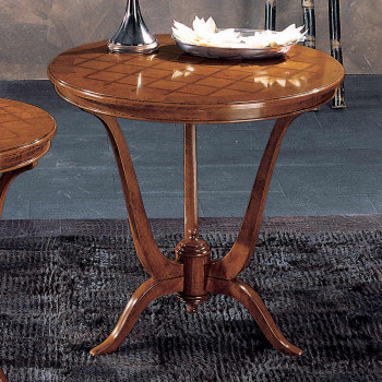 Tavolino rotondo intarsio scacchi con dettaglio delle gambe